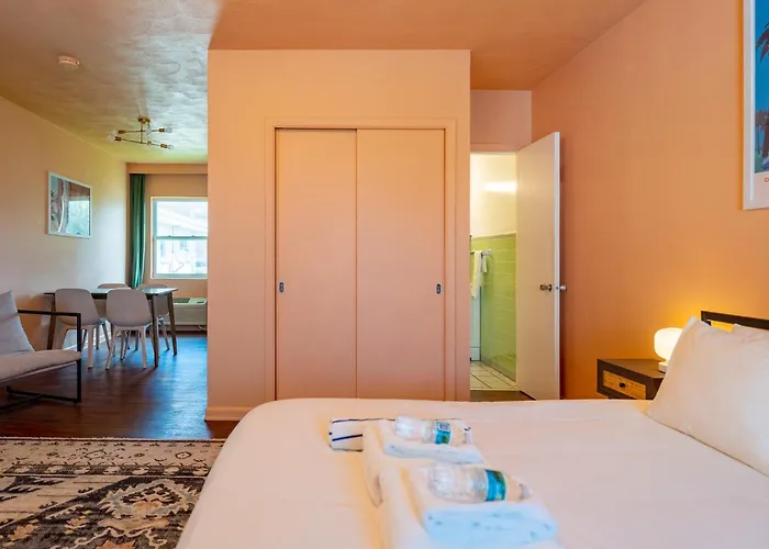Apartment Tropical Breeze Vacation