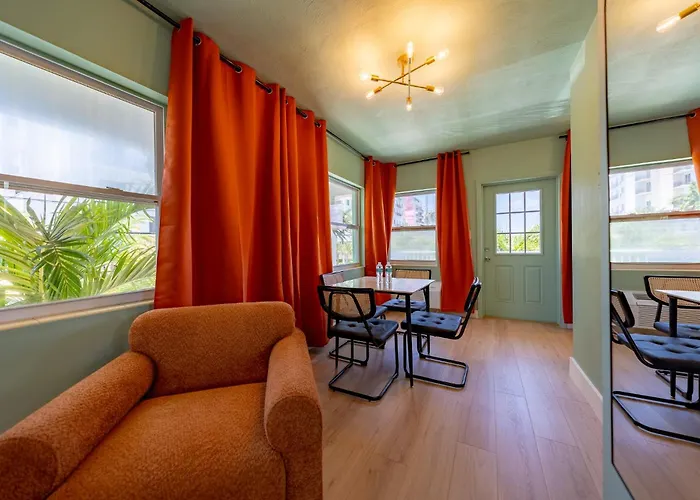 Apartment Tropical Breeze Vacation