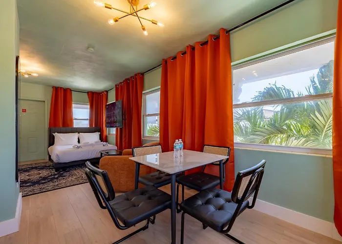 Tropical Breeze Vacation *
