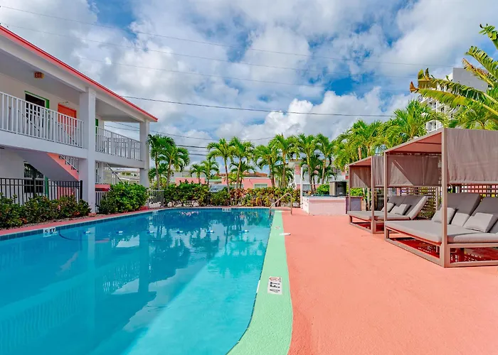 Tropical Breeze Vacation Apartment
